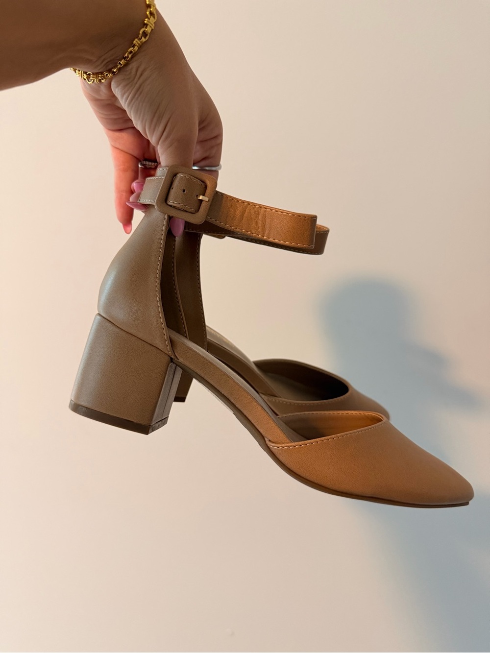 Dream Pairs Nude Pointed Toe Ankle Strap Block Heels Pumps Size 7.5